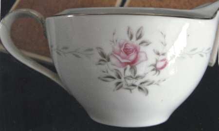 Regency (Blue Band, Platinum Trim) Creamer