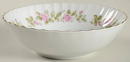 Rose Briar 9" Round Vegetable Bowl