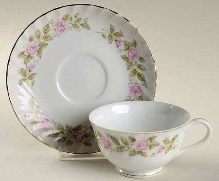 Rose Briar Footed Cup & Saucer Set
