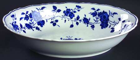 Royal Meissen 10" Oval Vegetable Bowl