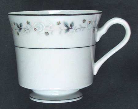 Roselle Footed Cup