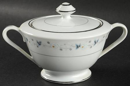 Roselle Sugar Bowl & Lid