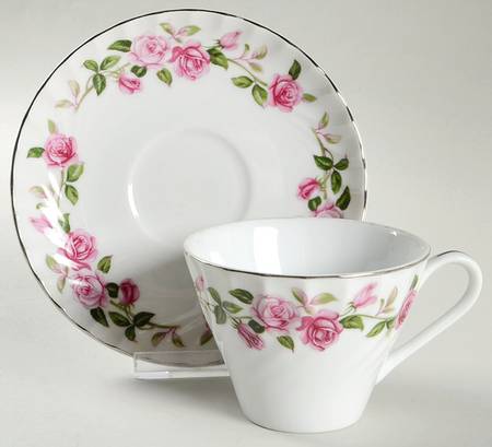 Rosewyll Flat Cup & Saucer Set