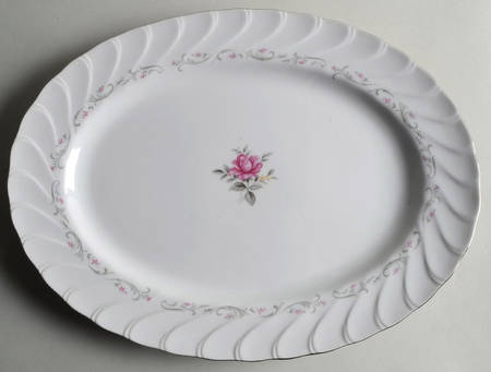 Royal Swirl 14" Oval Serving Platter by Fine China of Japan