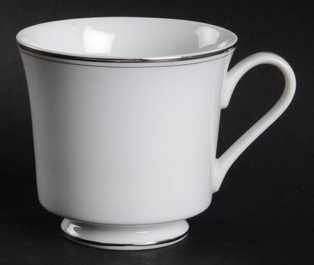 Simplicity Footed Cup