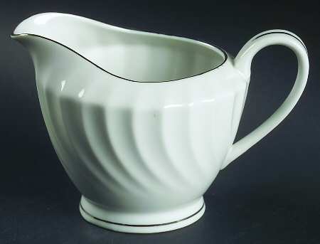 Swirl Creamer