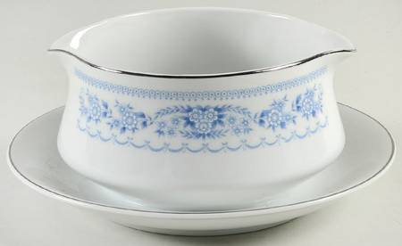 Temptation Gravy Boat with Attached Underplate