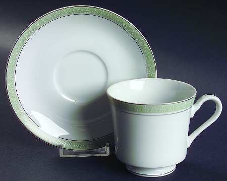 Traymore Footed Cup & Saucer Set