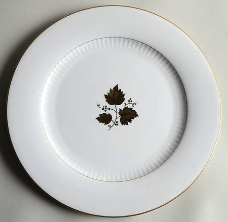 Vineyard Dinner Plate