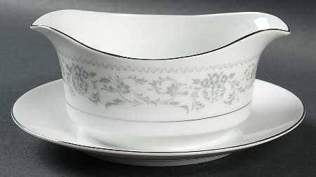 Westbury Gravy Boat with Attached Underplate