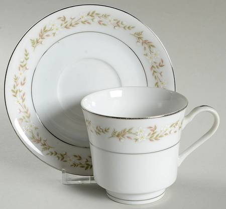 Wesseley Footed Cup & Saucer Set