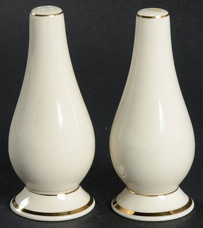 Classic Dignity Gold Salt & Pepper Set