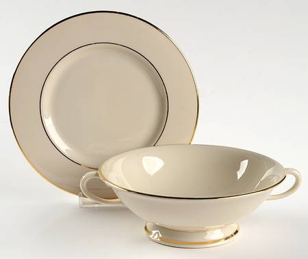 Classic Dignity Gold Cream Soup Bowl & Bread Plate/Saucer  Set