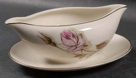 Eternal Rose Gravy Boat with Attached Underplate