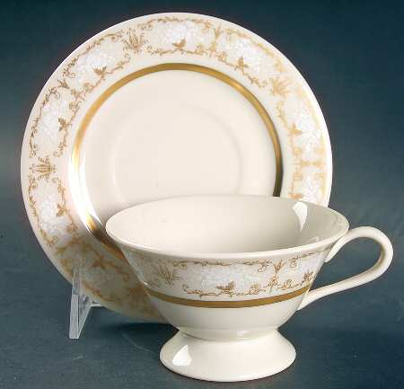 Kenwood Castle Gold and White Footed Cup & Saucer Set