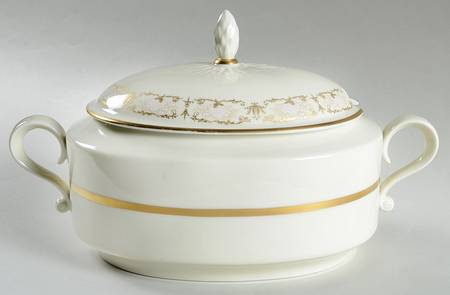 Kenwood Castle Gold and White Tureen &  Lid