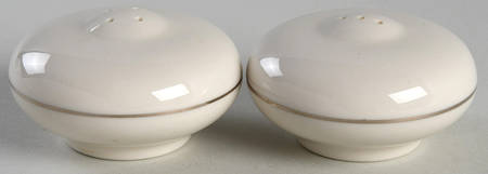 Larchwood Salt & Pepper Set