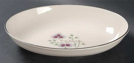 Larchwood 10" Oval Vegetable Bowl