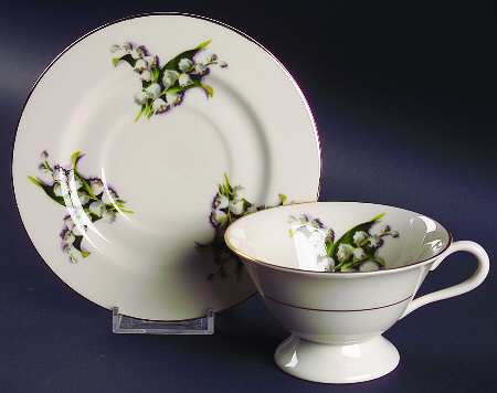Lily of The Valley Footed Cup & Saucer Set