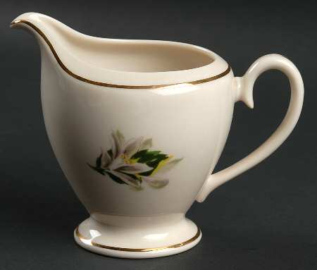 Remembrance Creamer