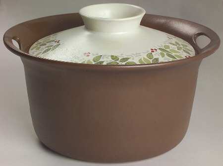Brazil 2.5 Qt Round Covered Casserole