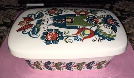 Saga Butter Tub & Lid