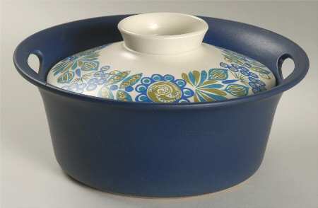 Turi Gramstad Oliver 1.50 Pt Round Covered Casserole