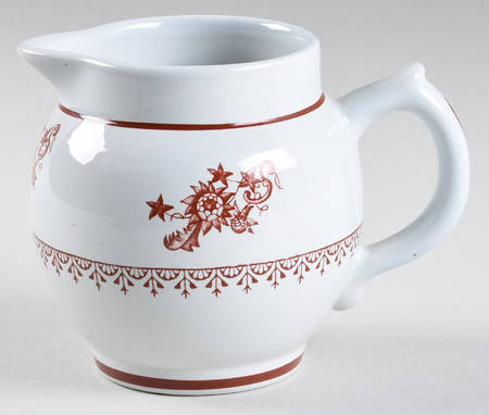 Chelsea Red Creamer