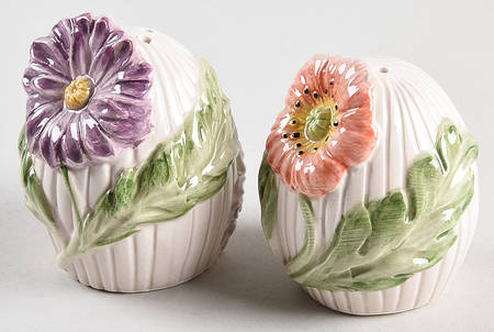 April Flowers Salt & Pepper Set