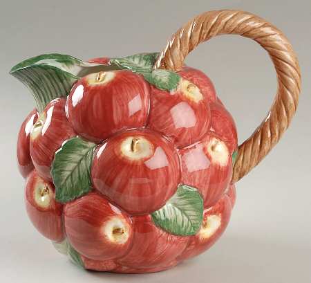 Apples 64 Oz Pitcher