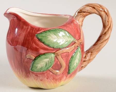 Apples Creamer
