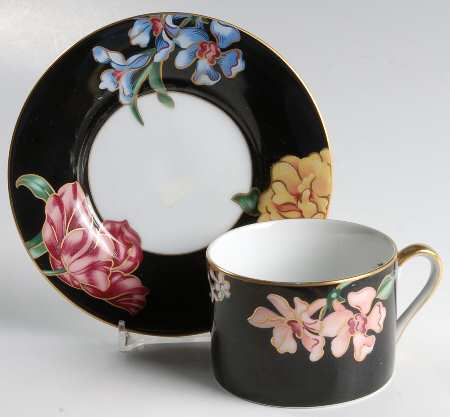 Bariolage Des Fleurs (Black Rim) Flat Cup & Saucer Set