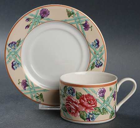 Brittany Flat Cup & Saucer Set