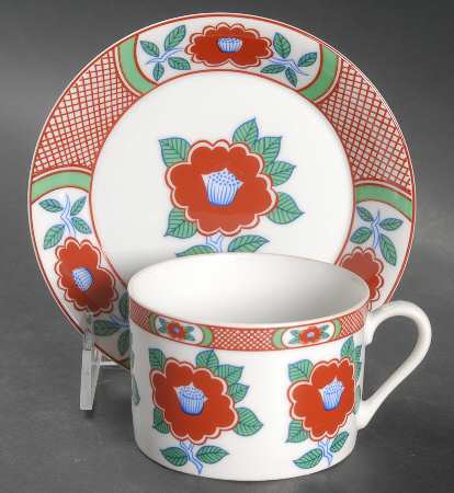 Camellia Flat Cup & Saucer Set