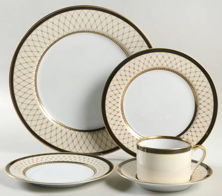 Chaumont Creme 5 Piece Place Setting