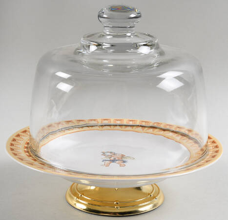 Cherubs 6 1/2"-7 1/2" Footed Cheese Plate w/ Glass Dome HC