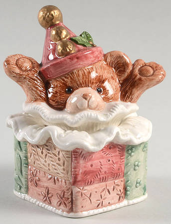 Christmas Quilt Stacking Salt & Pepper Set