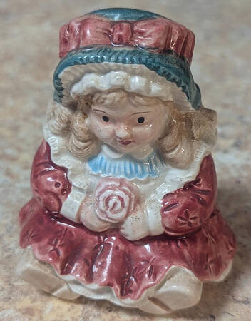 Christmas Quilt Figural Pepper Shaker