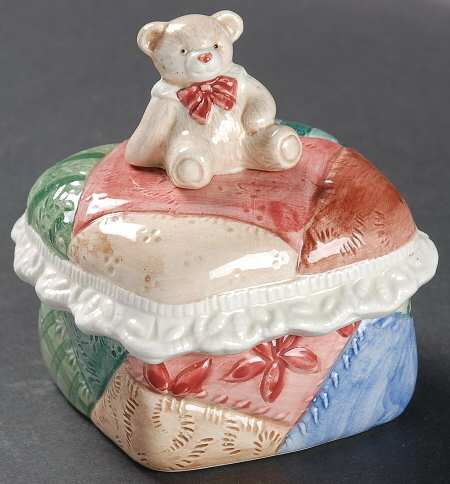 Christmas Quilt Square Box with Lid