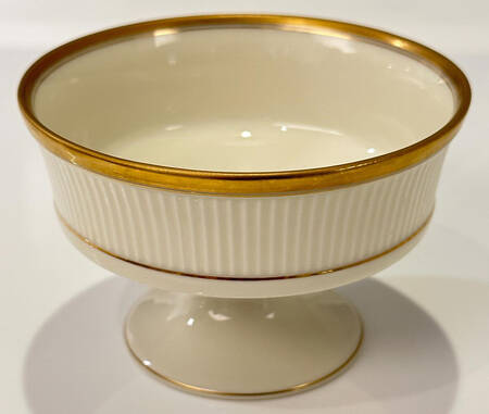 Classique d'Or Buff Cup for 2 Pc Dessert Set
