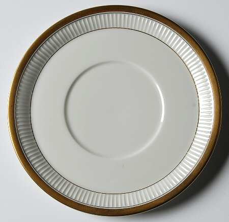 Classique d'Or Buff Underplate for 2 Pc Dessert Set