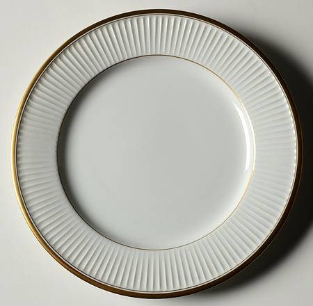 Classique d'Or White (Gold Ring, Verge and Trim) Salad Plate