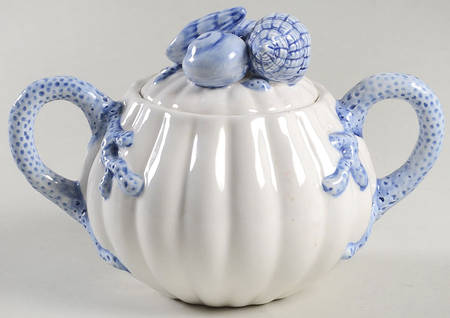 Coquille Bleu Sugar Bowl & Lid