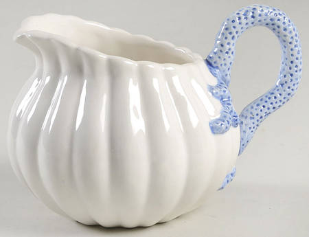 Coquille Bleu Creamer