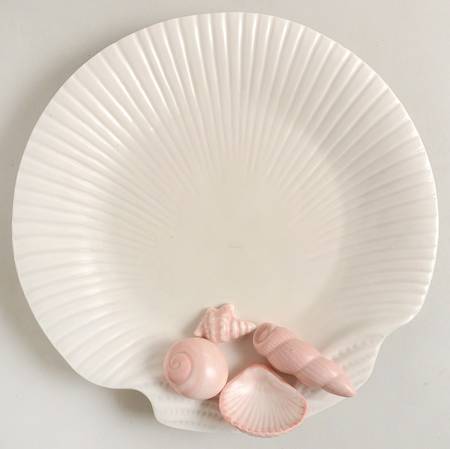 Coquille Shell Shape Canape Plate