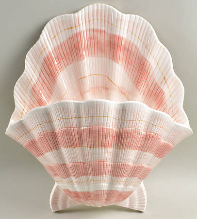 Coquille Hanging Planter
