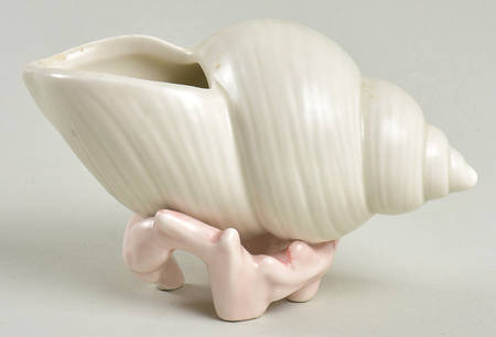 Coquille 2" Bud Vase by Fitz & Floyd