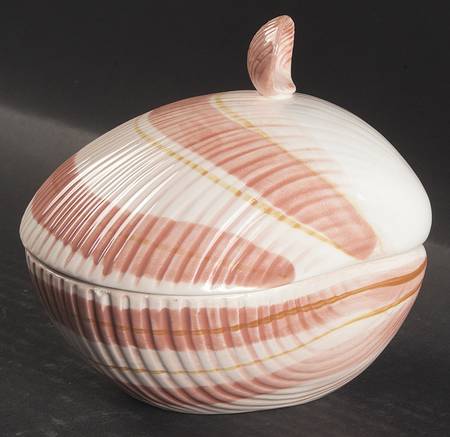 Coquille Sculpted Box & Lid by Fitz & Floyd