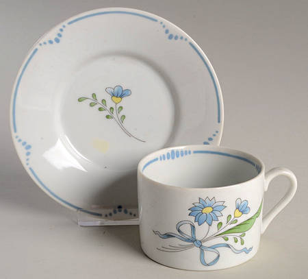 Dijon Flat Cup & Saucer Set