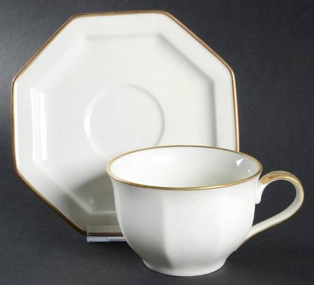 Etoile Chamoise (Buff) Flat Cup & Saucer Set